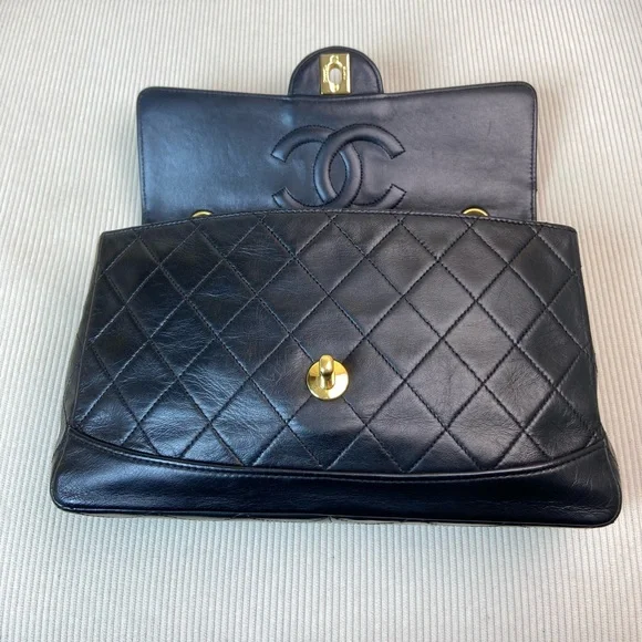 HOLD - CHANEL Vintage Black Lambskin Flap Bag Medium GHW - Picture 7 of 16